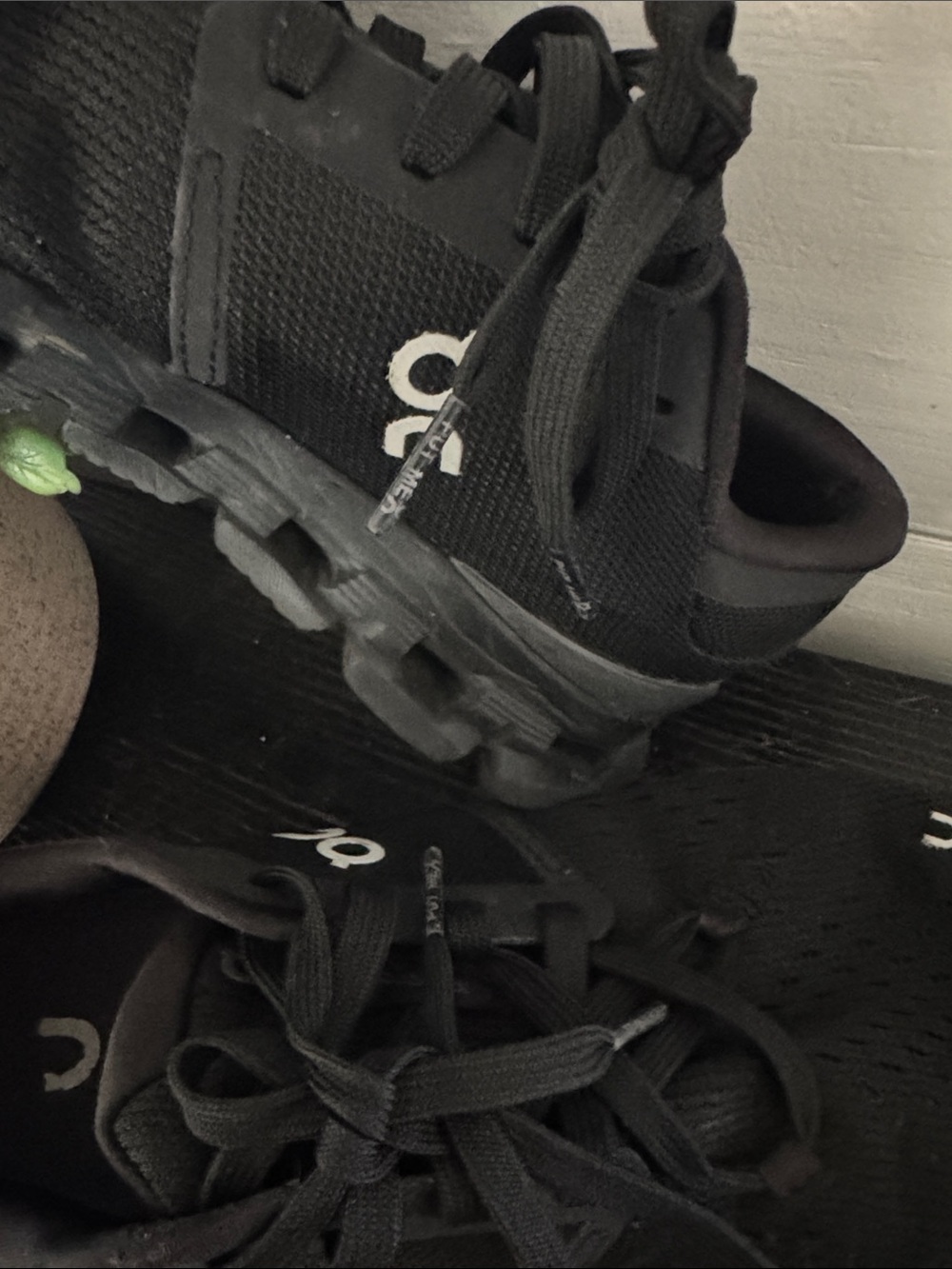 On Running cloud x Black Athletic Sneakers with White Logo - Picture 15 of 16
